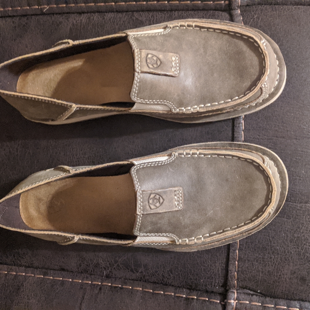 Women's Ariat Cruiser Shoes